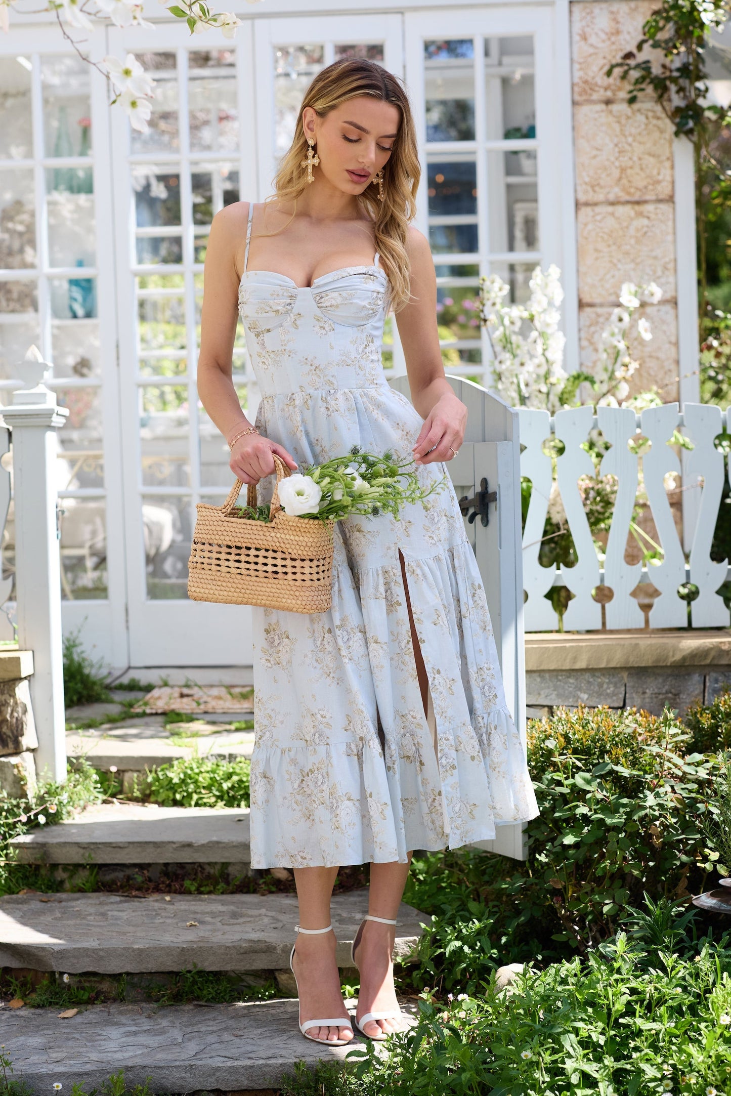 The Lorenza Dress in Victorian Blue Roses